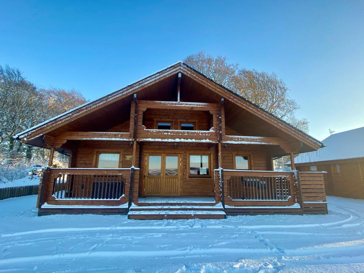 Pine Lodge Gorebridge Екстериор снимка