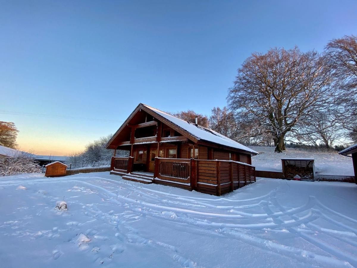 Pine Lodge Gorebridge Екстериор снимка