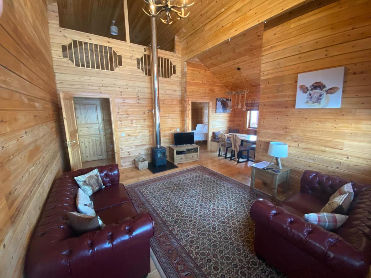 Pine Lodge Gorebridge Екстериор снимка